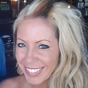 Meet your Posher, Tena